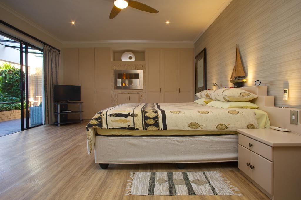 Constantia Vista Guest House Cape Town Bagian luar foto