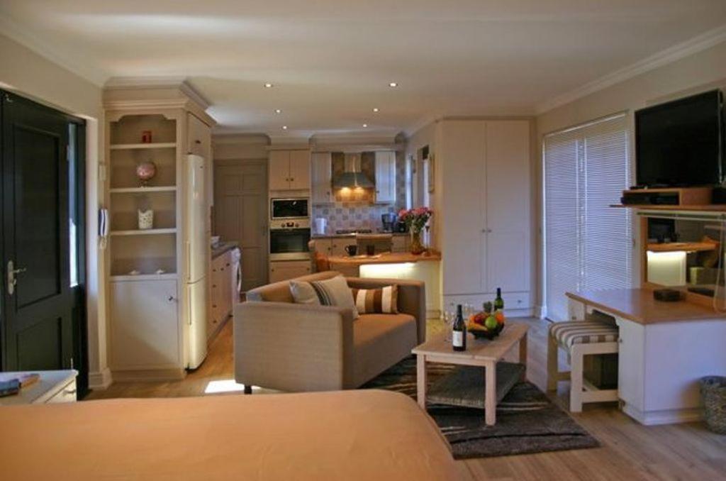 Constantia Vista Guest House Cape Town Bagian luar foto